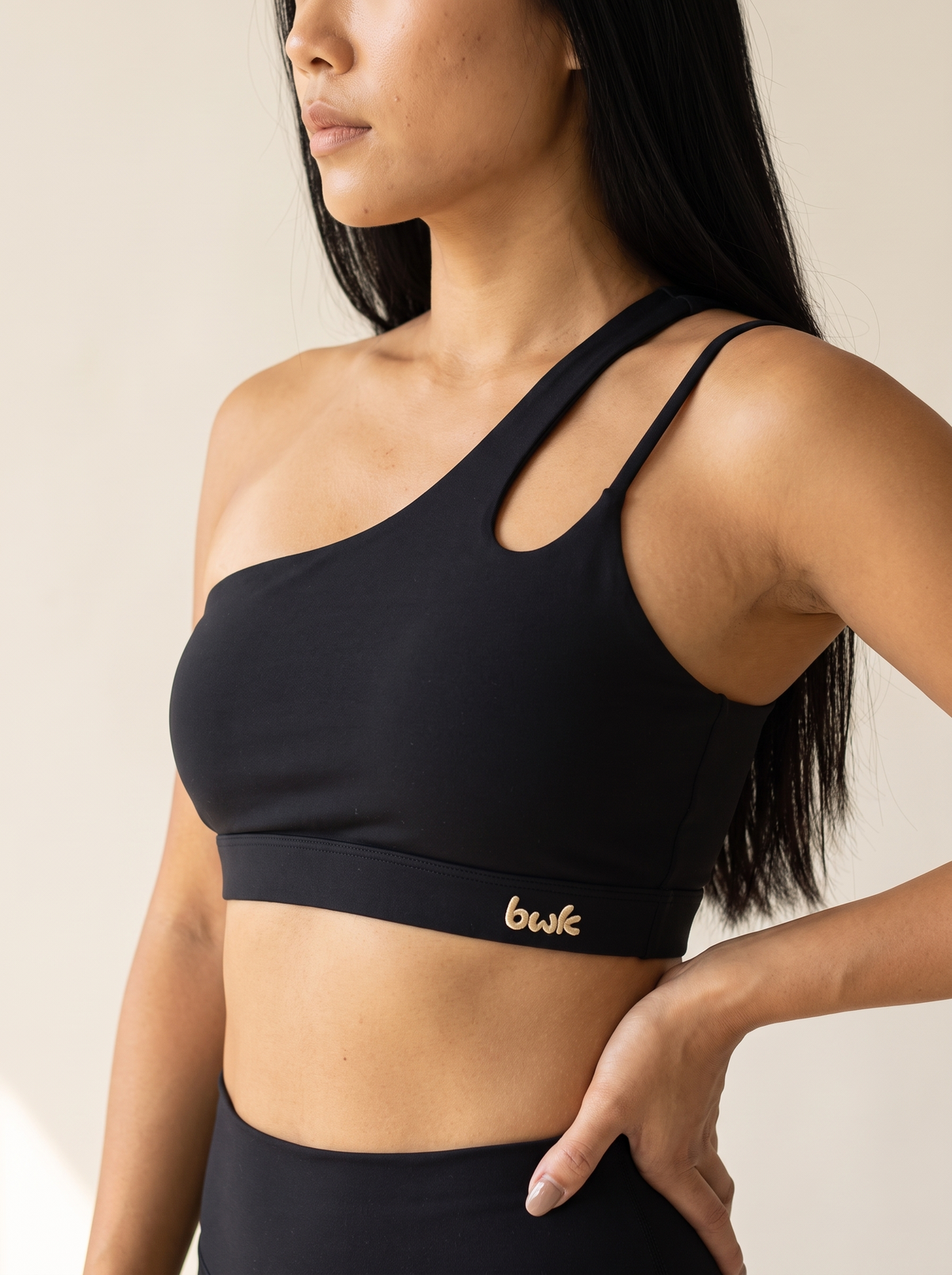 The One Shoulder Top Black