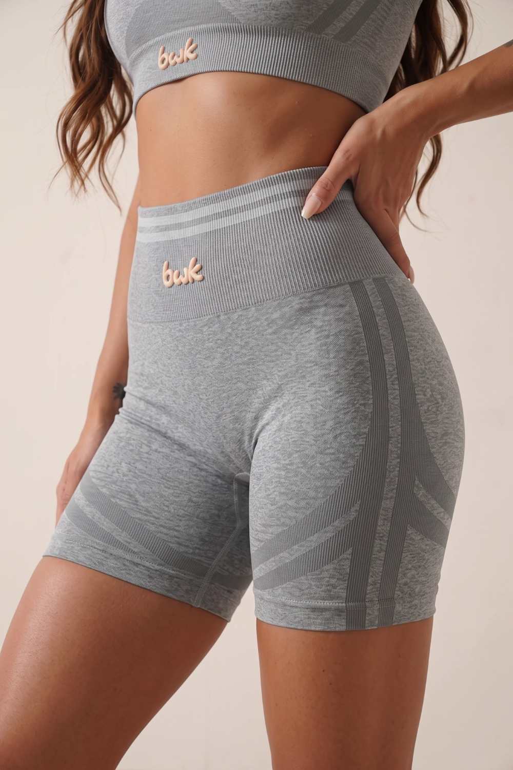 The Essential Shorts Grey