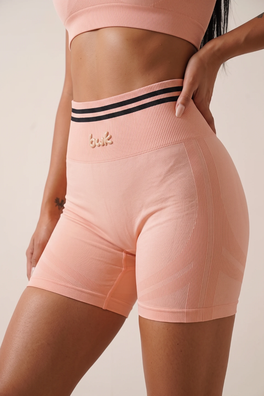 The Essential Shorts Pink