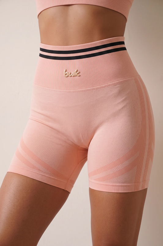 The Essential Shorts Pink