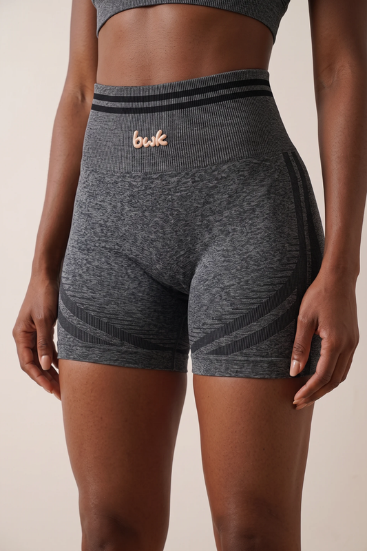 The Essential Shorts Charcoal