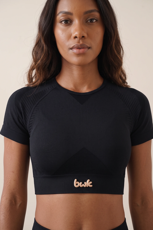 The Crop Top Black