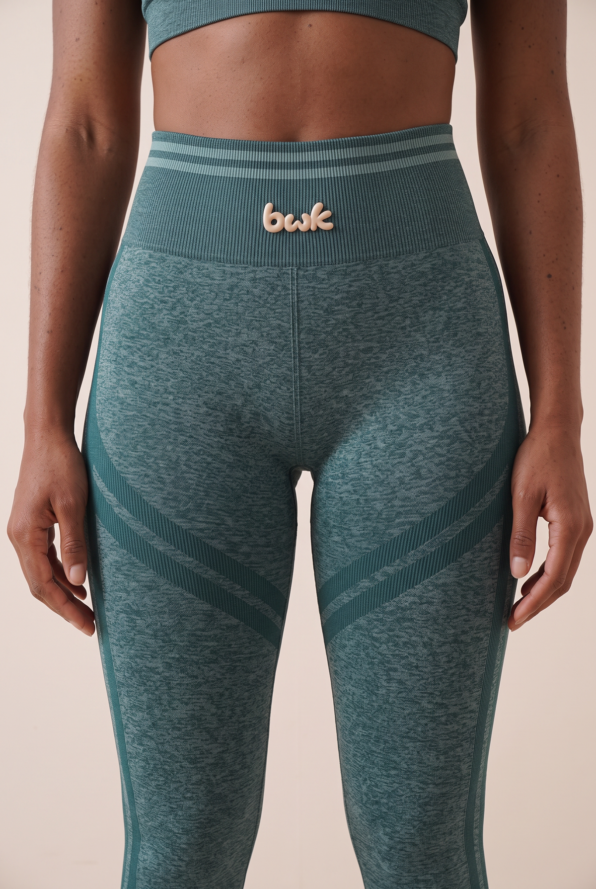 The Essential Leggings Dune Grass
